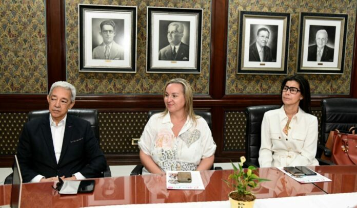 Representantes de la Fundación Brugal