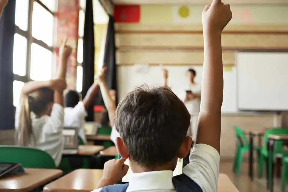 Pensamiento crítico: la base para que tus estudiantes elijan actuar con bien