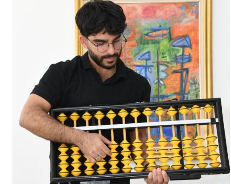 Renit Ronit Motwani: el joven al que el ábaco le ayudó a manejar el déficit de atención