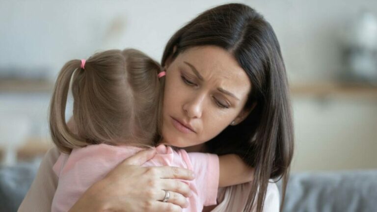 Por qué nos duele más el sufrimiento de un hijo que el nuestro